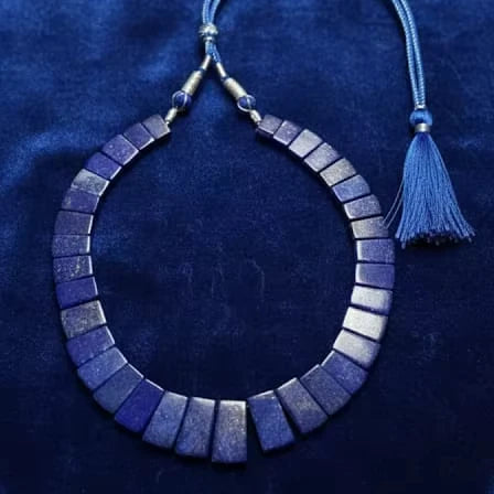 Collier de perles bleues H A GEMS