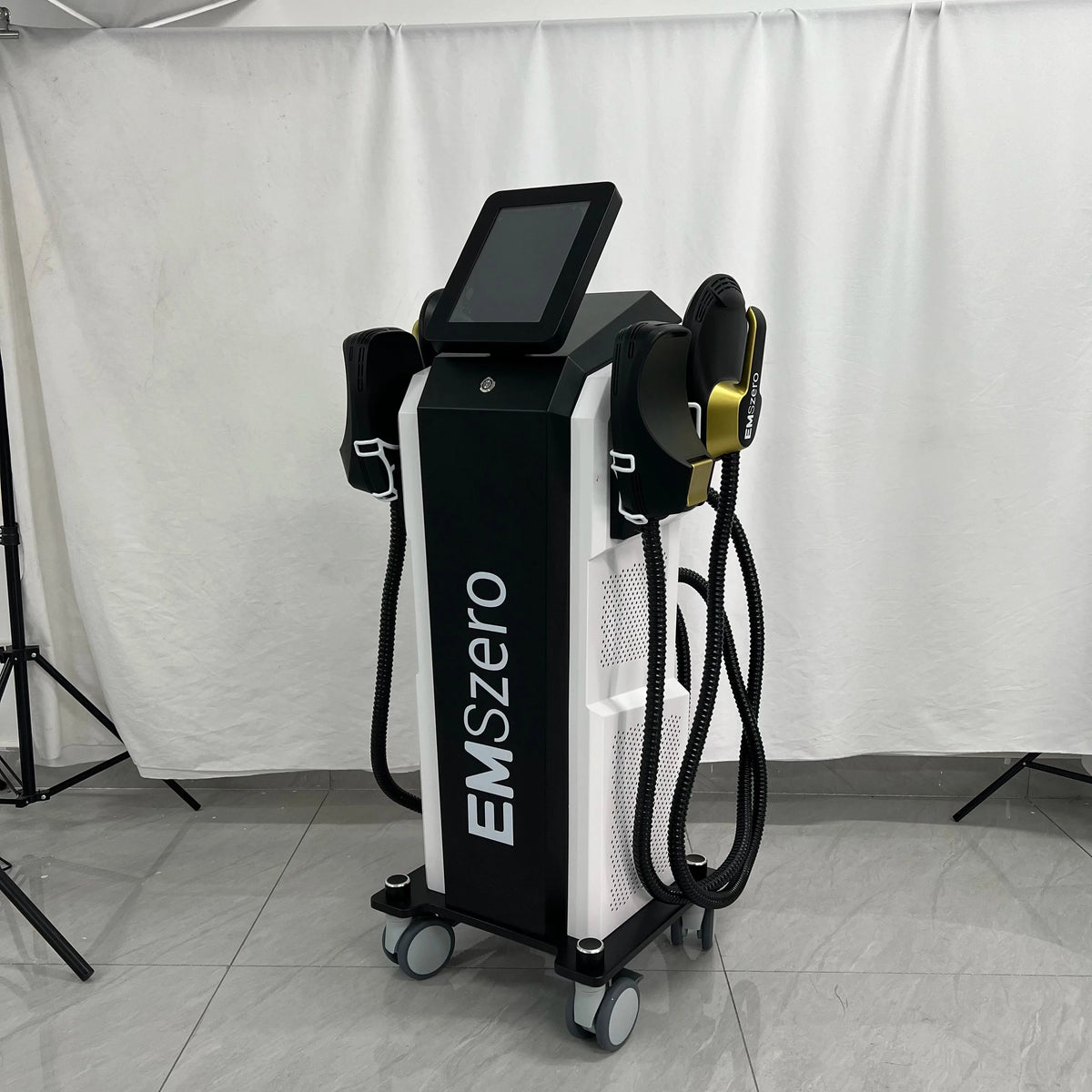 Appareil professionnel EMSZERO de stimulation musculaire