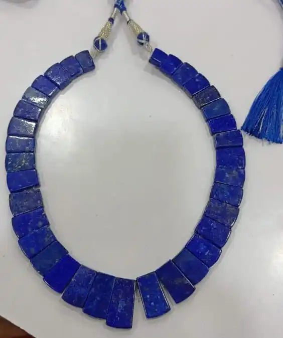Collier de perles bleues H A GEMS