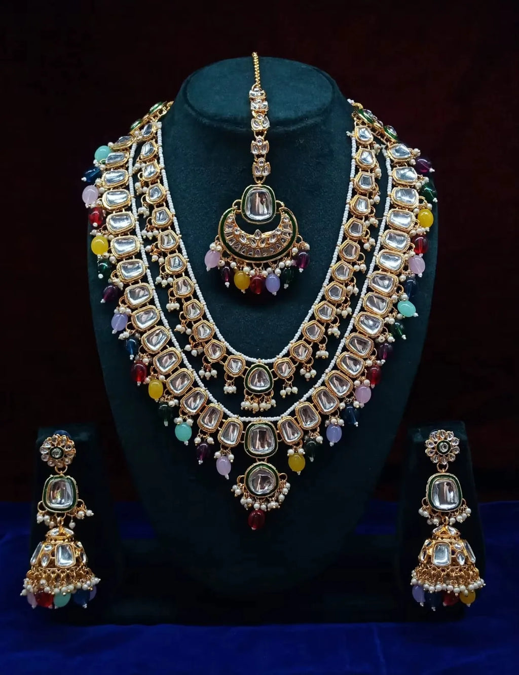 Parure dorée style kundan et perles