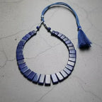 Collier de perles bleues H A GEMS