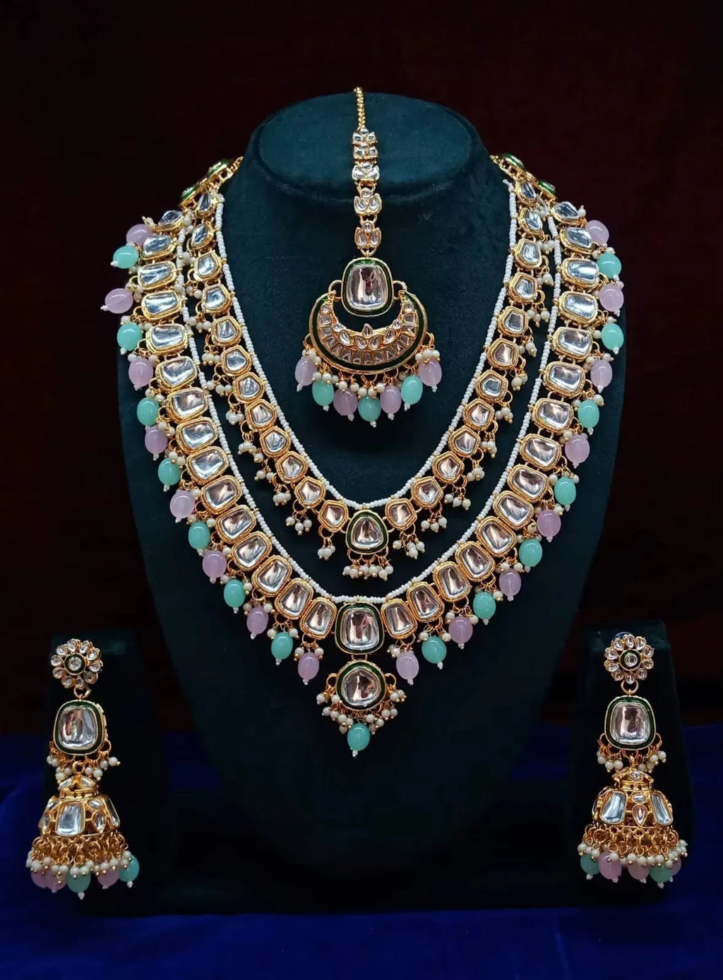 Parure dorée style kundan et perles