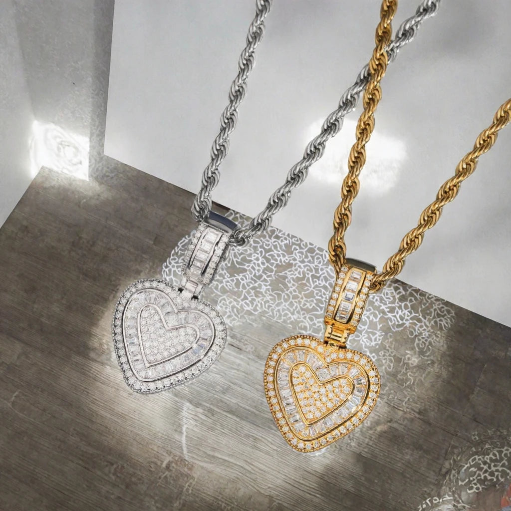 Pendentif cœur à pierre TUHE