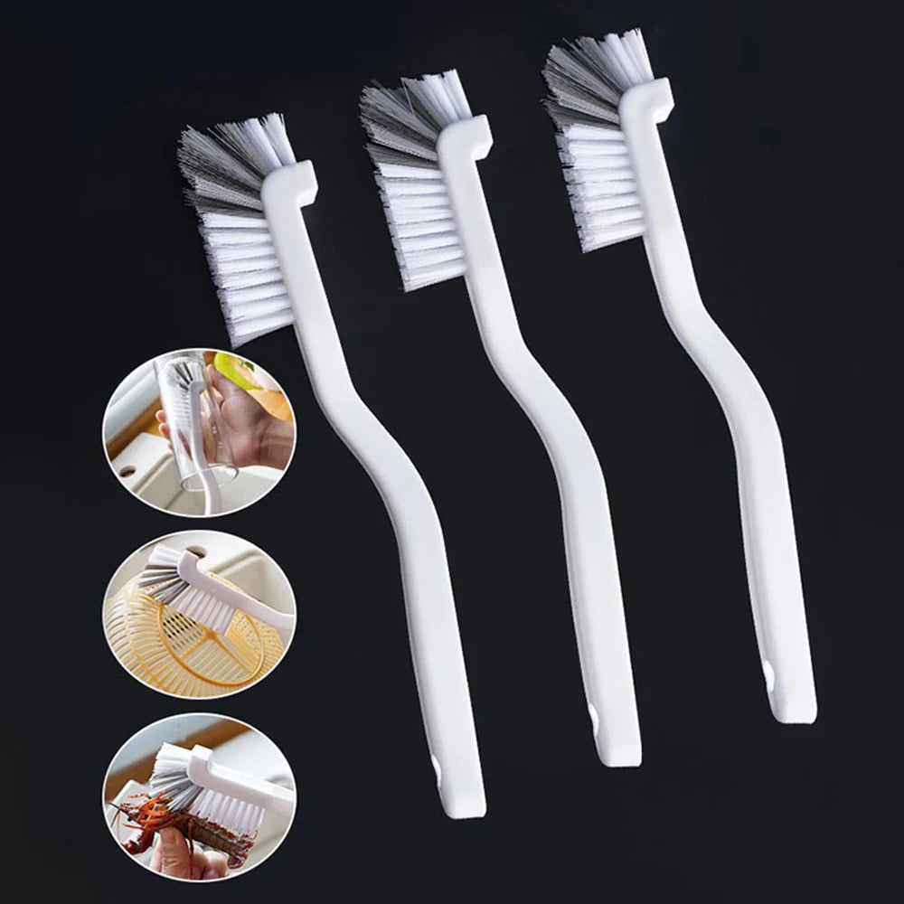 Brosse de nettoyage coudée pour recoins